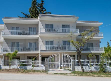 Отель Georgalas Rest Apartments