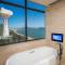 Отель Four Points by Sheraton Hainan