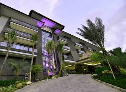 Отель Amaroossa Suite Bali