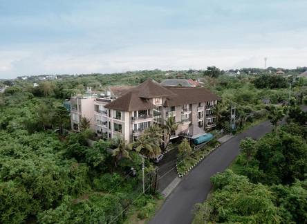 Отель Amaroossa Suite Bali