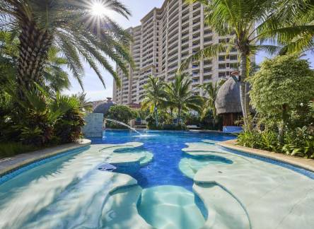 Отель Sheraton Sanya Bay Resort