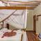 Отель Hakuna Majiwe Beach Lodge