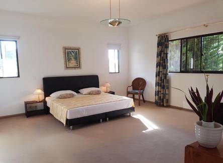 Отель Blue Lagoon Apt