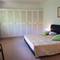 Отель Blue Lagoon Apt