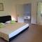 Отель Blue Lagoon Apt