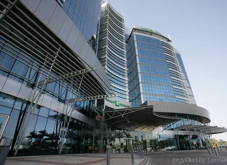 Отель Holiday Inn Abu Dhabi