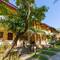 Отель Vinh Hung Riverside Resort & Spa