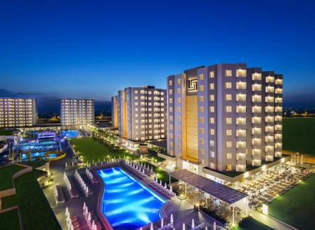 Отель Grand Park Lara