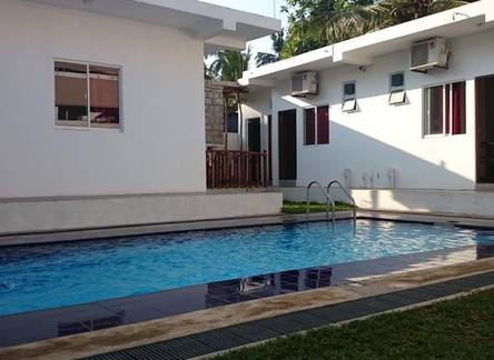 Отель Sea Breeze Hotel, Mirissa