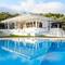 Отель Mr. and Mrs. White Corfu