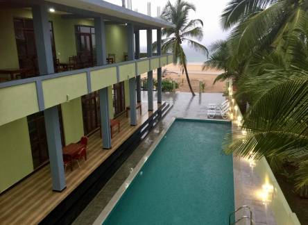 Отель Serenade Beach Hotel