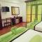 Отель Serenade Beach Hotel