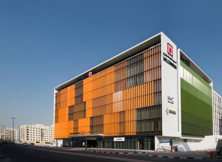 Отель Millennium Al Barsha