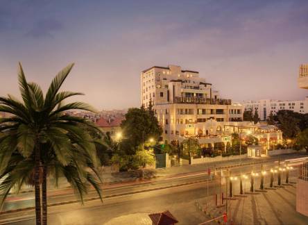 Отель The House Boutique Suites