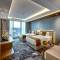 Отель The S Hotel Al Barsha
