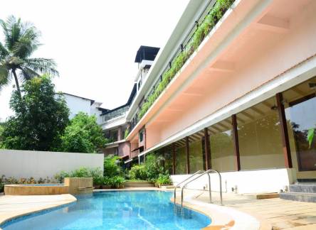 Отель Rosetum Resort & Suites