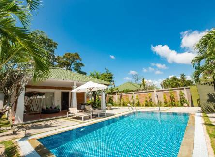 Отель Famiana Green Villa