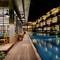 Отель Swarga Suites Bali Berawa