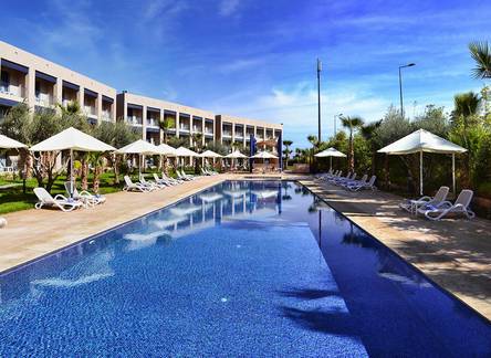 Отель Wazo Hotel