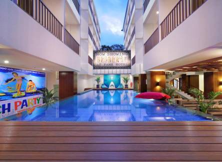 Отель Fame Hotel Sunset Road Kuta