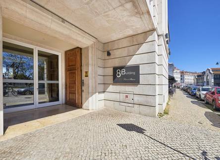 Отель Lisbon Five Stars Apartments 8 Building