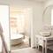 Отель HARRIS Hotel & Residences Sunset Road
