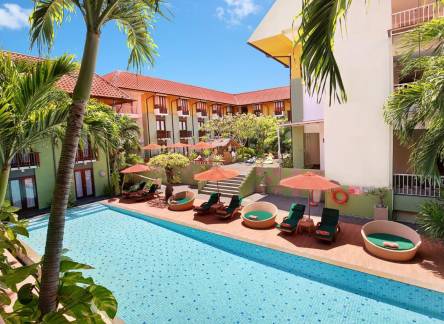 Отель HARRIS Hotel Kuta Tuban Bali