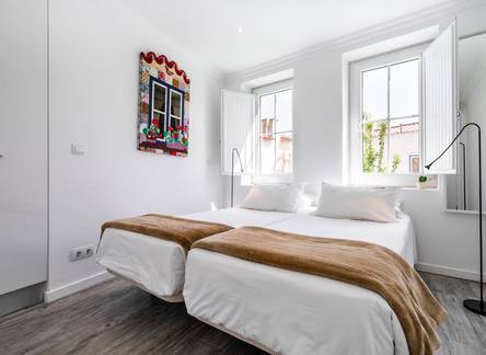 Отель Castle Inn Lisbon