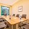 Отель Lemon Tree Hotel, Jumeirah Dubai