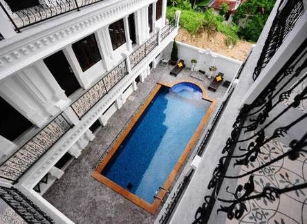 Отель Chic Boutique Hotel