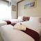 Отель Expat Hotel Patong Center