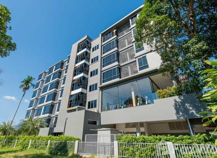 Отель Hill Myna Condotel