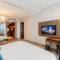 Отель The Empyrean Nha Trang Powered by Aston