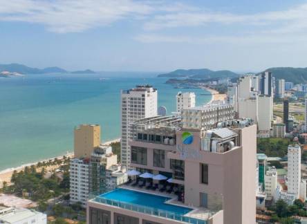 Отель Green Beach Hotel Nha Trang