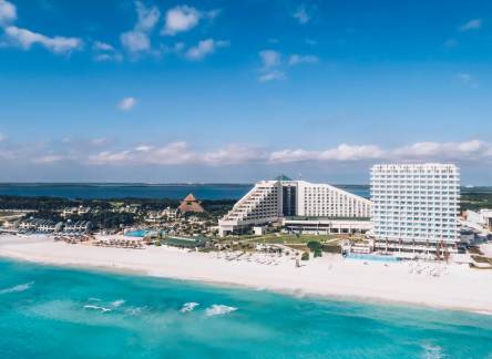 Отель Coral Level at Iberostar Selection Cancun
