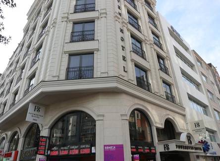 Отель Four Seven Hotel