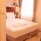 Отель The Lola Hotel