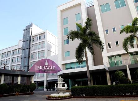 Отель Miracle Suvarnabhumi Airport Hotel