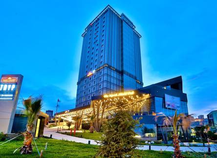 Отель TRYP by Wyndham Istanbul Basin Ekspres