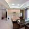 Отель Hotel Diplomat Suites