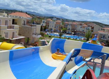 Отель Chrispy Hotel & Waterpark