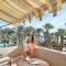 Отель Four Seasons Resort