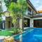 Отель Le Jardin Villas Seminyak