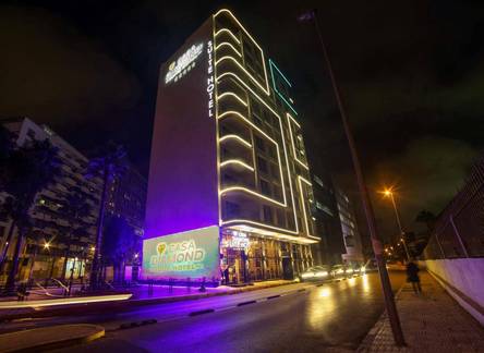 Отель Suite Hotel Casa Diamond
