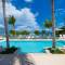 Отель Renaissance Cancun Resort & Marina