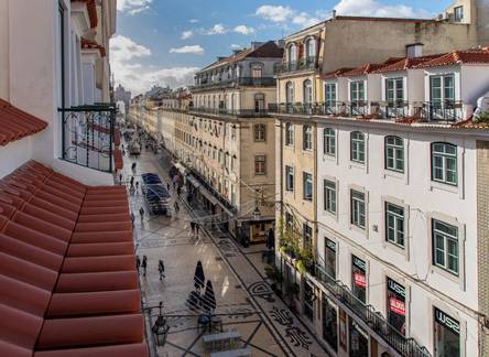 Отель Be Poet Baixa Hotel