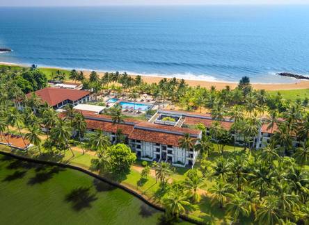 Отель Avani Kalutara Resort