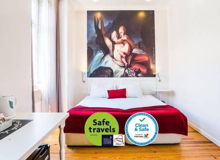 Отель Lisbon Arsenal Suites