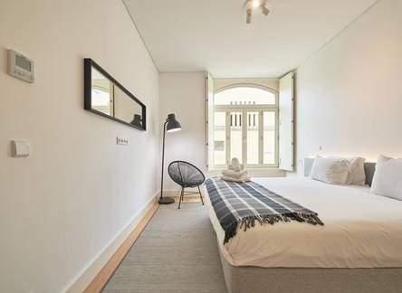 Отель Lisbon Five Stars Apartments Bica