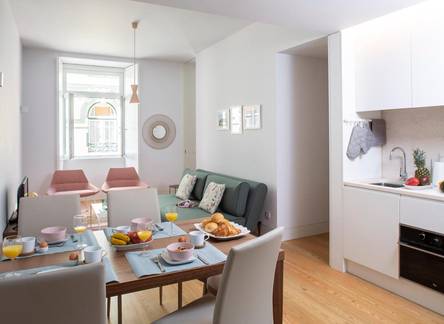 Отель Hello Lisbon Baixa Chiado Apartments
